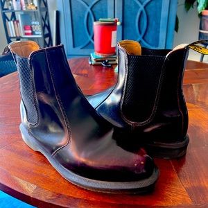 Dr. Martens - 2976 Chelsea Boot